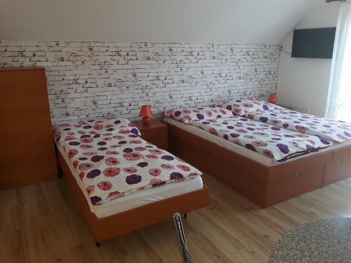 Apartmány BOSS Liptovsky Mikulas Exterior foto